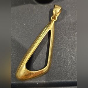 Lia Sophia retired triangle pendant